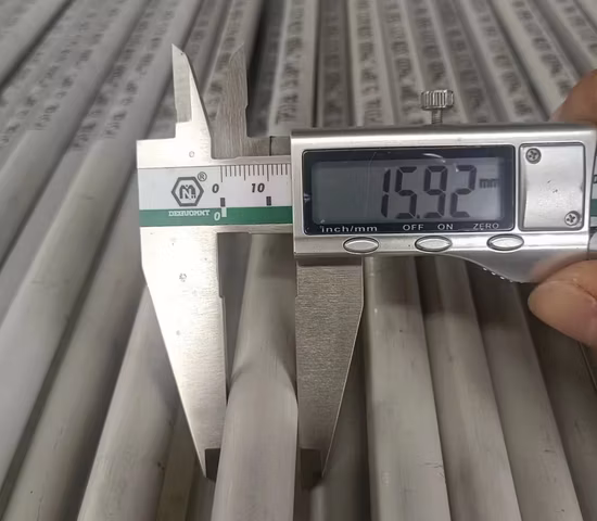 ASTM A213 DIN 17175 En 10216 Alloy Stainless Steel Tube for Heat Exchange Equipment